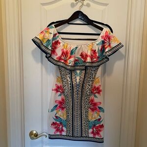 Jealous Tomato - Over the shoulders mini dress